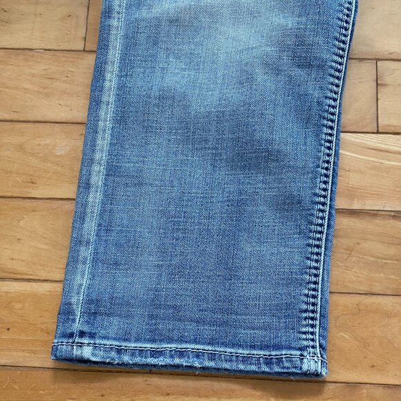 Women's Silver Jeans Suki Mid Capri - Picture 8 of 8